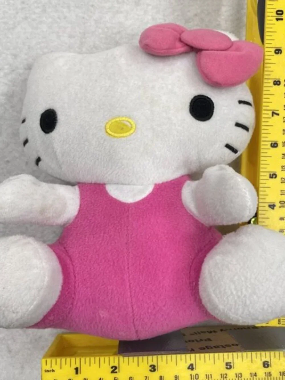 Plush Hello Kitty 2011 Sanrio 9